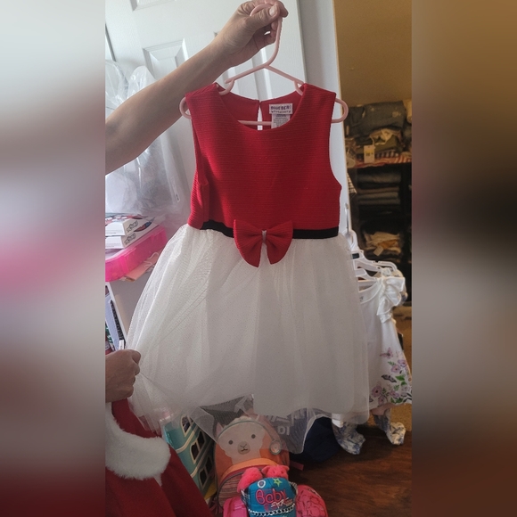 Dress - Picture 2 of 3